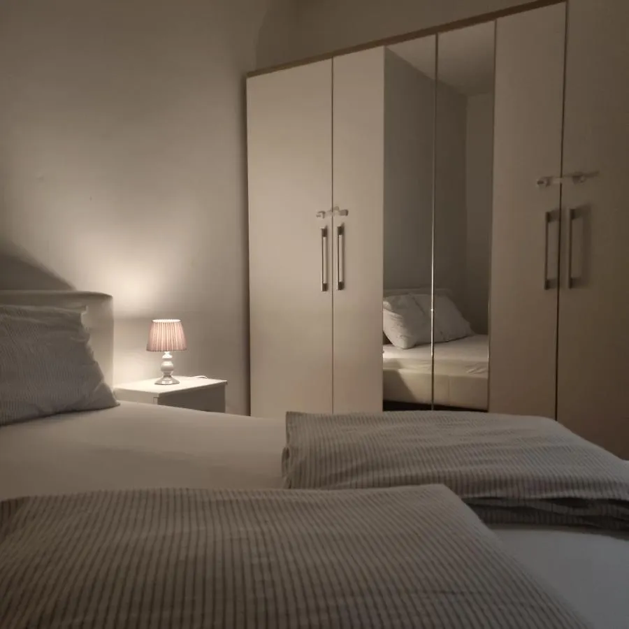 Apartmani Katarina 4+2 Biograd Na Moru Apartment